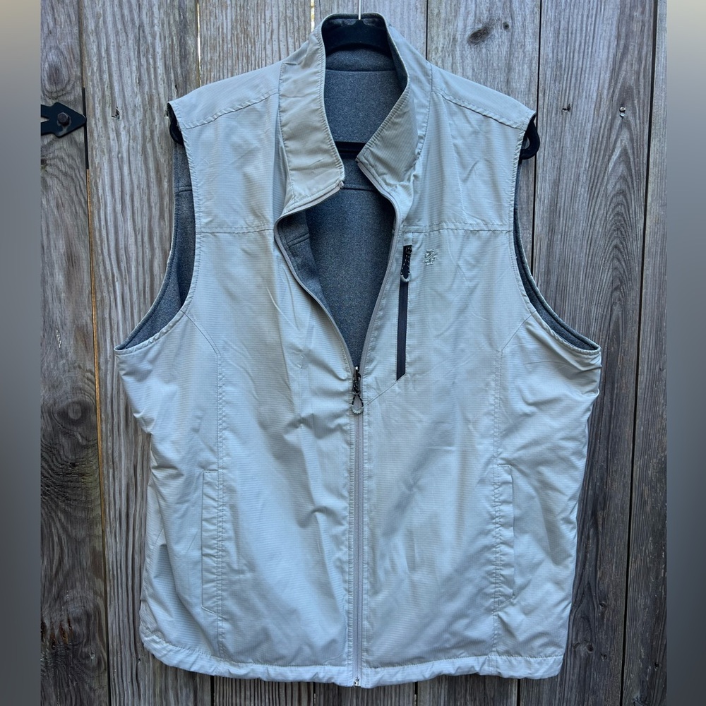 IZOD Gray Reversible Golf Vest with Pockets Men’s Large